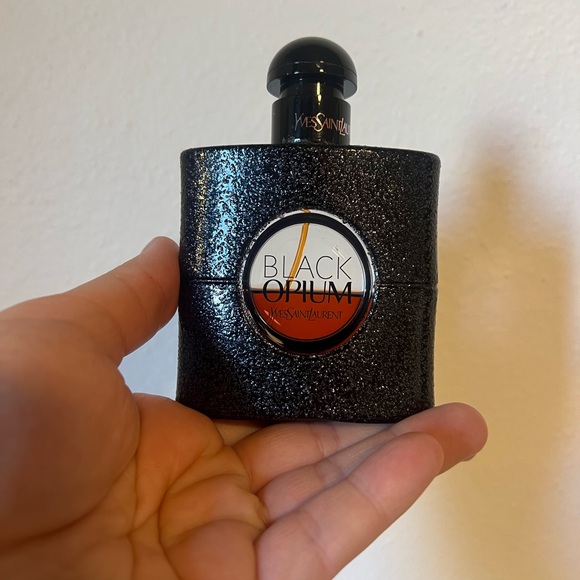 Yves Saint Laurent Black Opium Eau de Parfum - Picture 3 of 3